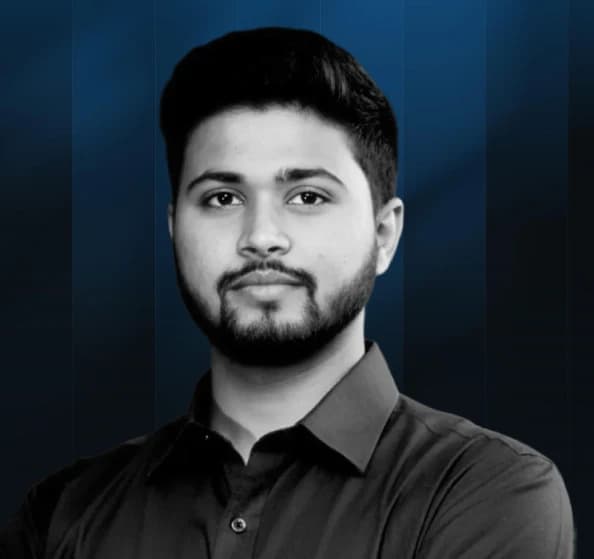Team member portrait 8
